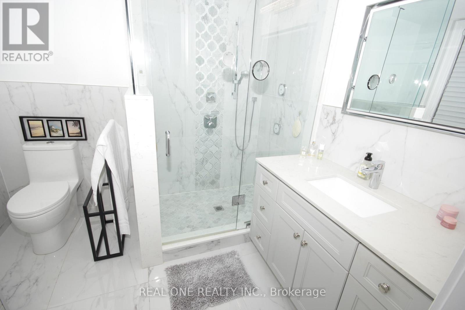 36 Binscarth Road, Toronto, Ontario  M4W 1Y1 - Photo 18 - C13076216