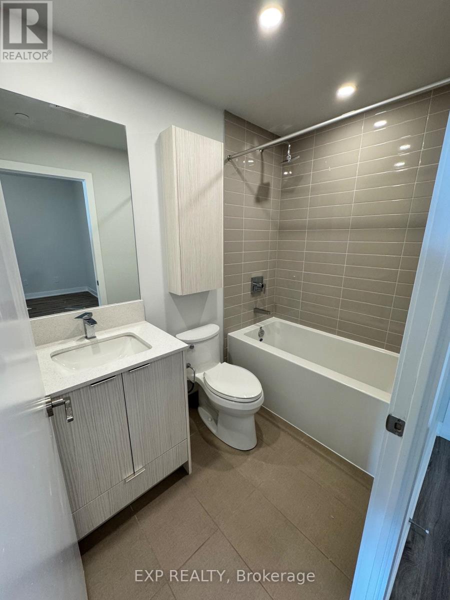 2205 - 430 Square One Drive, Mississauga, Ontario  L5B 0L6 - Photo 4 - W13076236
