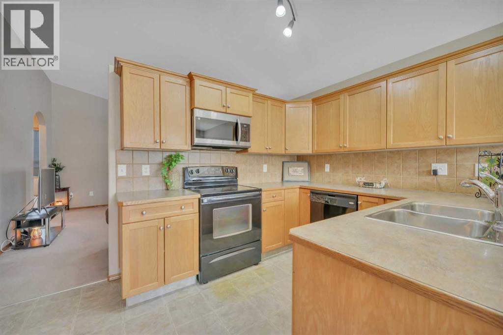 628 Lancaster Drive, Red Deer, Alberta  T4R 0H1 - Photo 10 - A2304923