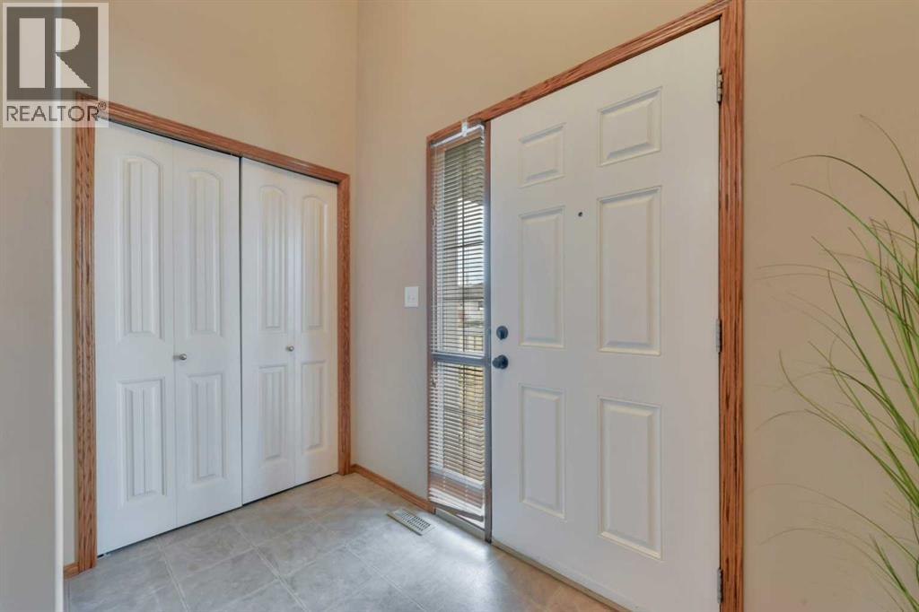 628 Lancaster Drive, Red Deer, Alberta  T4R 0H1 - Photo 4 - A2304923