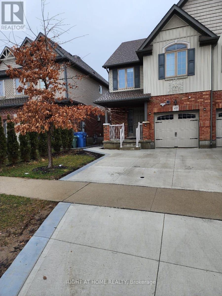 49 CURZON CRESCENT, Guelph, Ontario