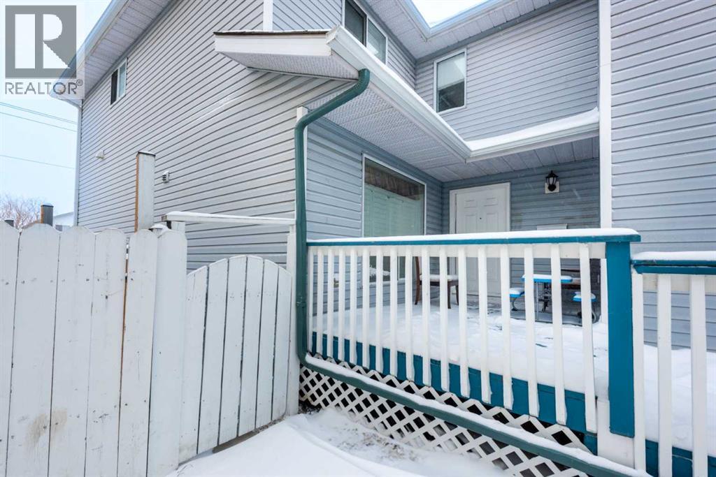 3810 Catalina Boulevard NE, Calgary, Alberta  T1Y 6Y3 - Photo 2 - A2286747