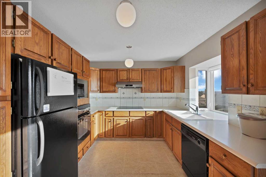 68 Hawkfield Crescent Nw, Calgary, Alberta  T3G 1Z5 - Photo 18 - A2307491