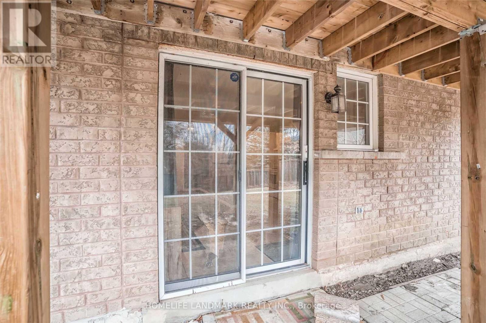 49 Williamson Drive W, Ajax (Northwest Ajax), Ontario  L1T 4M7 - Photo 4 - E13076248
