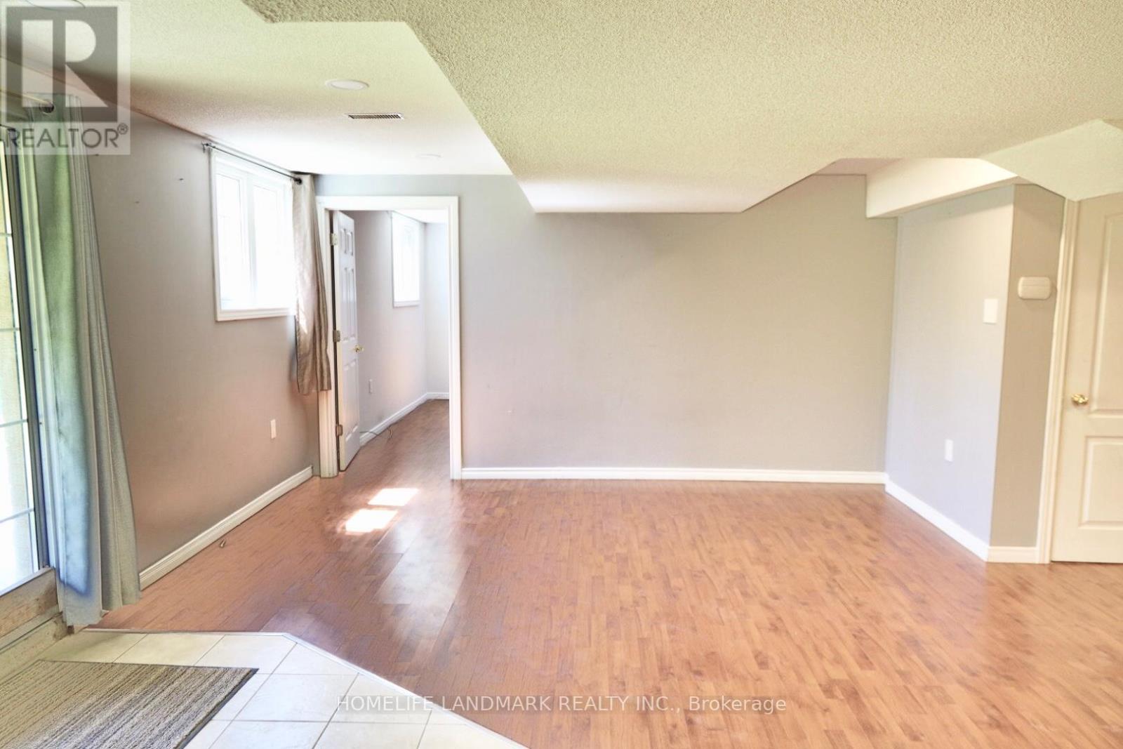 49 Williamson Drive W, Ajax (Northwest Ajax), Ontario  L1T 4M7 - Photo 6 - E13076248