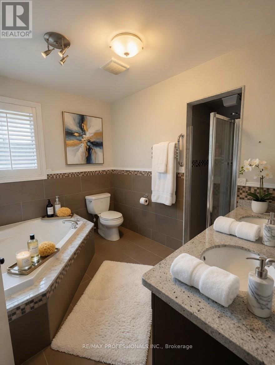 7153 Waldorf Way, Mississauga, Ontario  L5N 7R3 - Photo 23 - W12859462