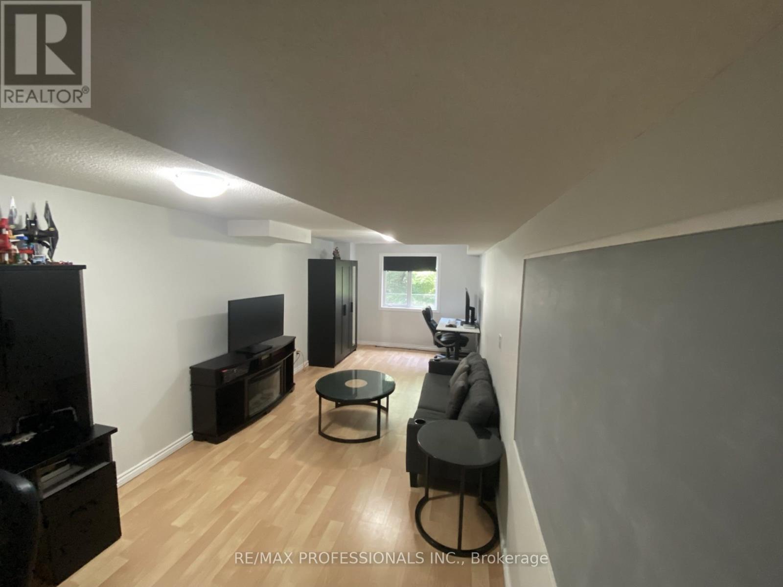 7153 Waldorf Way, Mississauga, Ontario  L5N 7R3 - Photo 26 - W12859462