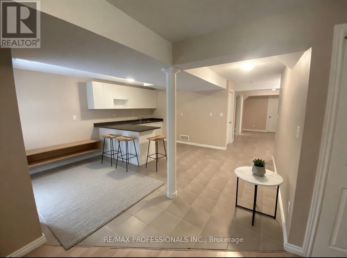 7153 Waldorf Way, Mississauga, Ontario  L5N 7R3 - Photo 28 - W12859462
