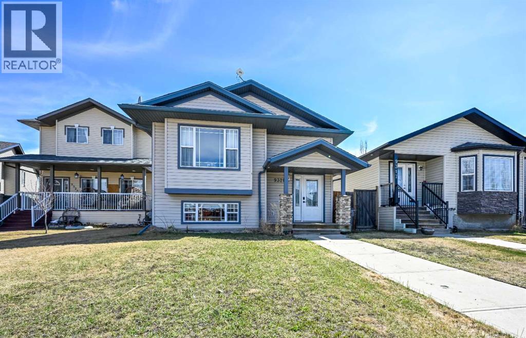 9321 91 Street, Grande Prairie, Alberta  T8X 0C7 - Photo 1 - A2307552