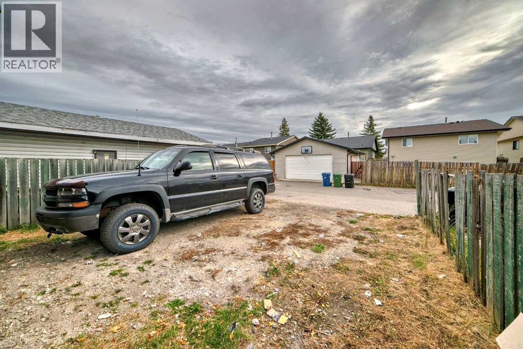 110 Falmere Way Ne, Calgary, Alberta  T3J 2Y4 - Photo 36 - A2268335
