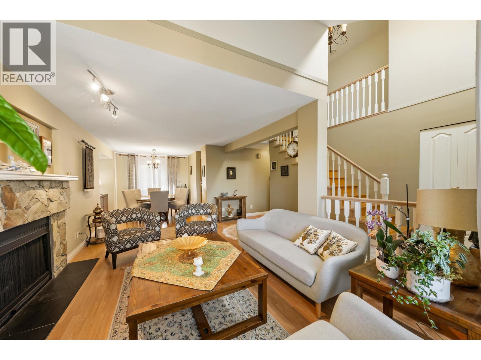 1410 Mountainview Court, Coquitlam, British Columbia  V3E 2R9 - Photo 5 - R3118712