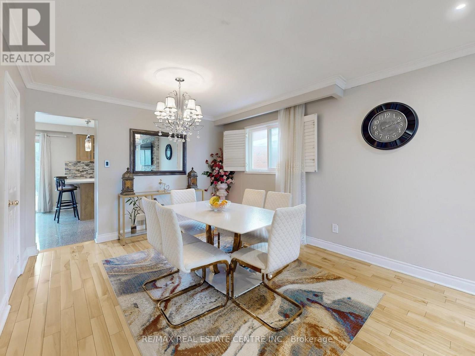 9 Fairchild Avenue, Toronto, Ontario  M2M 1T5 - Photo 3 - C13076254