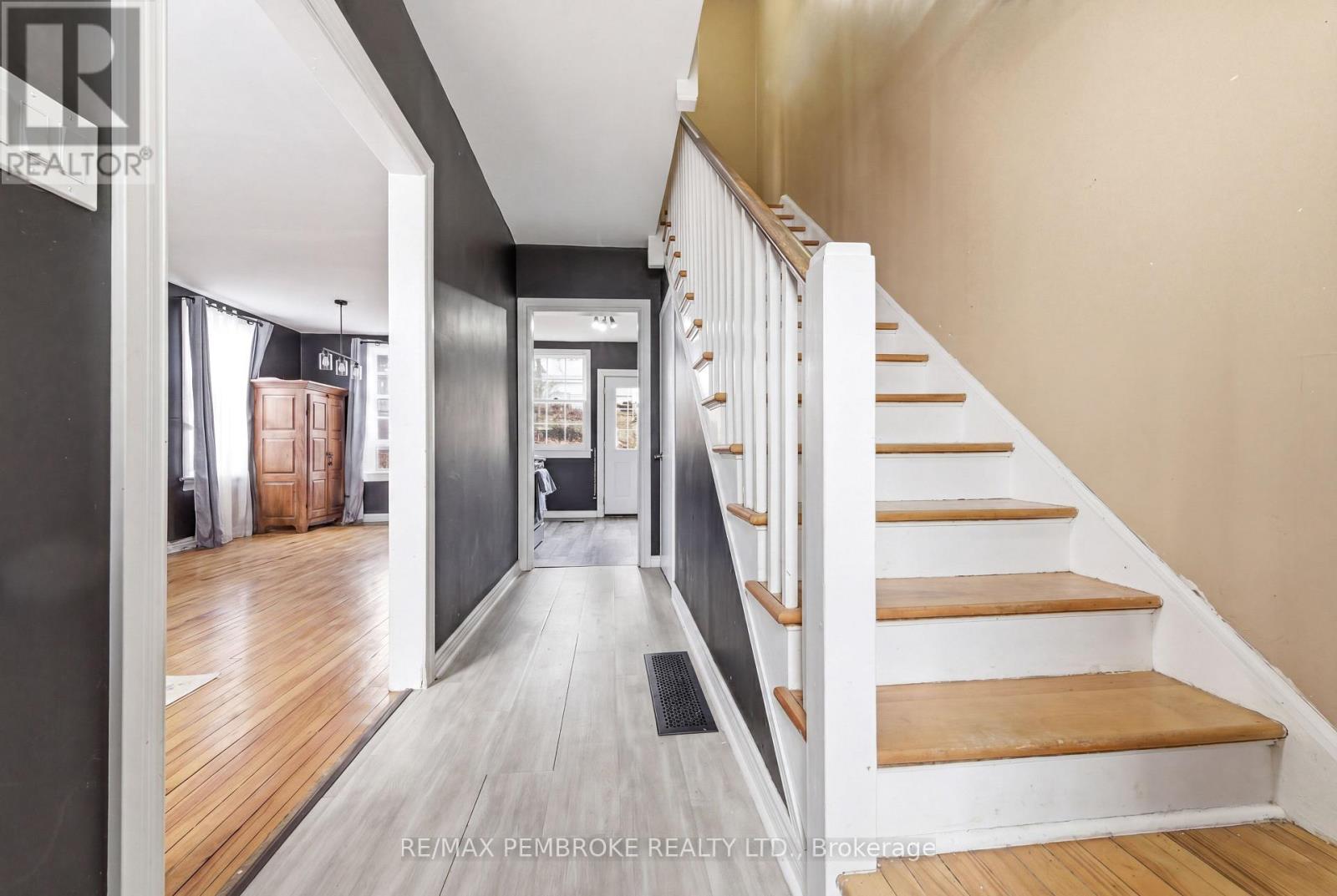 67 Alder Crescent, Deep River, Ontario  K0J 1P0 - Photo 5 - X13076266
