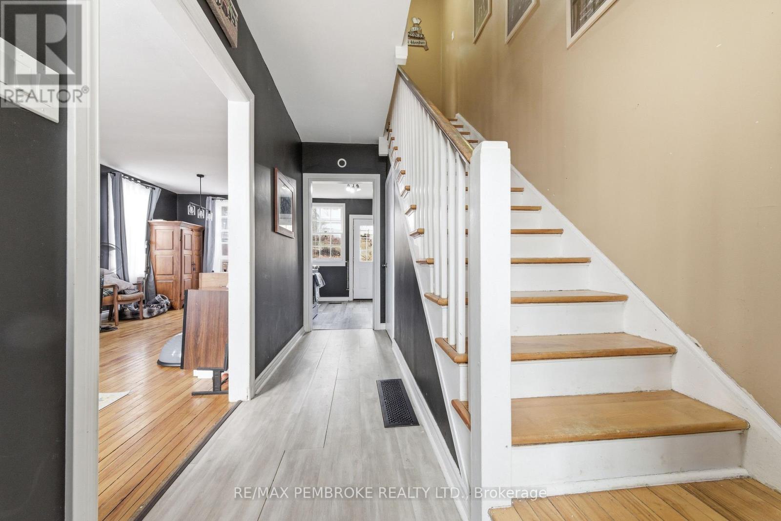 67 Alder Crescent, Deep River, Ontario  K0J 1P0 - Photo 6 - X13076266