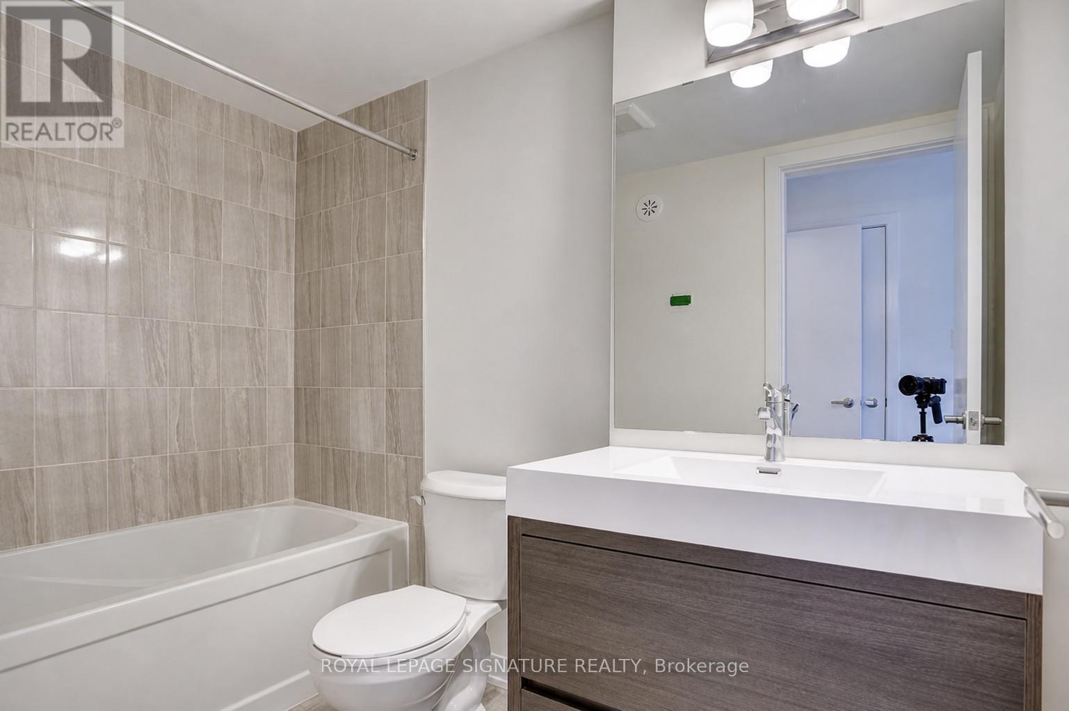 1303 - 1865 Pickering Parkway, Pickering, Ontario  L1V 0H2 - Photo 12 - E13070246