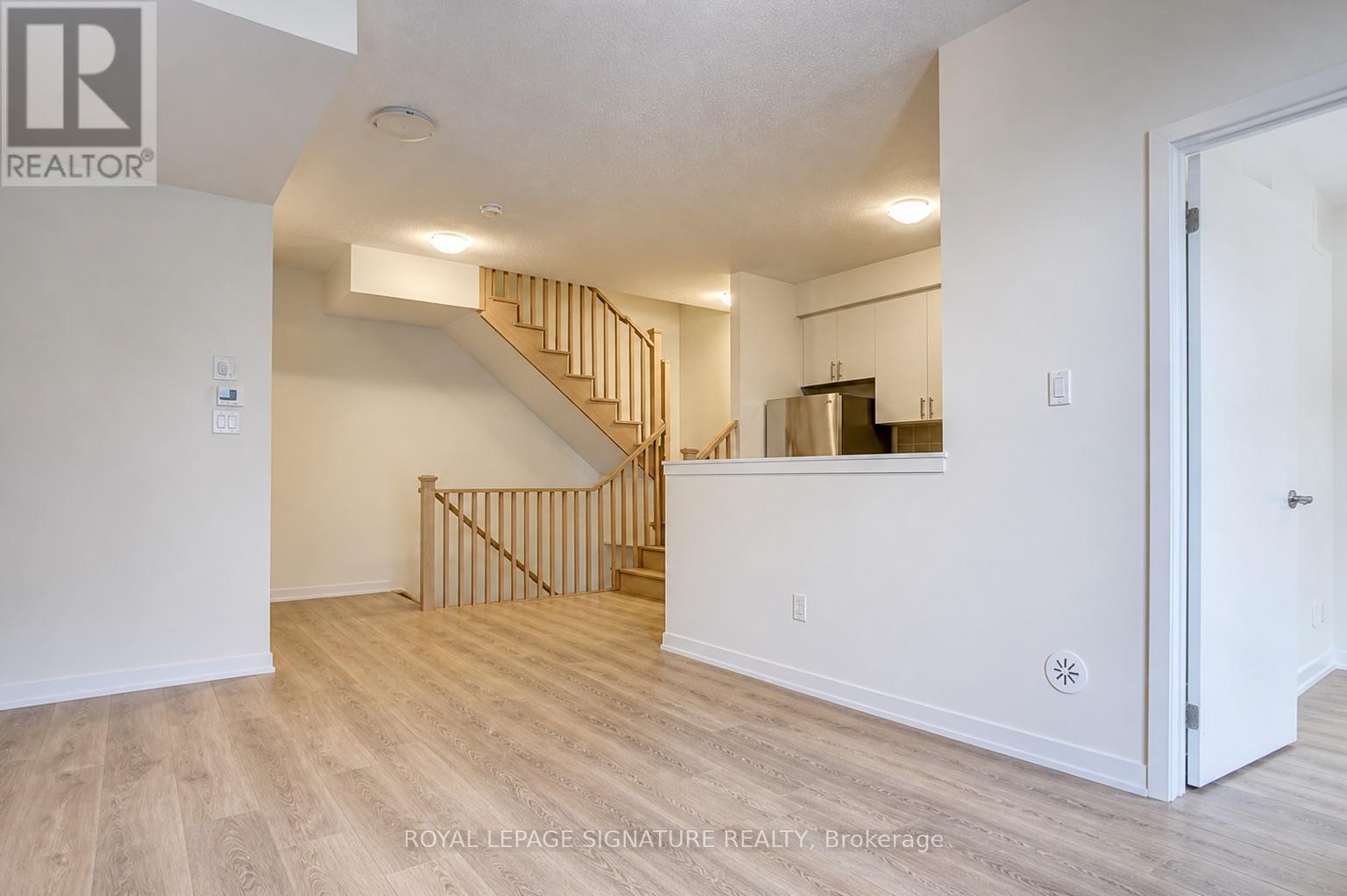 1303 - 1865 Pickering Parkway, Pickering, Ontario  L1V 0H2 - Photo 4 - E13070246