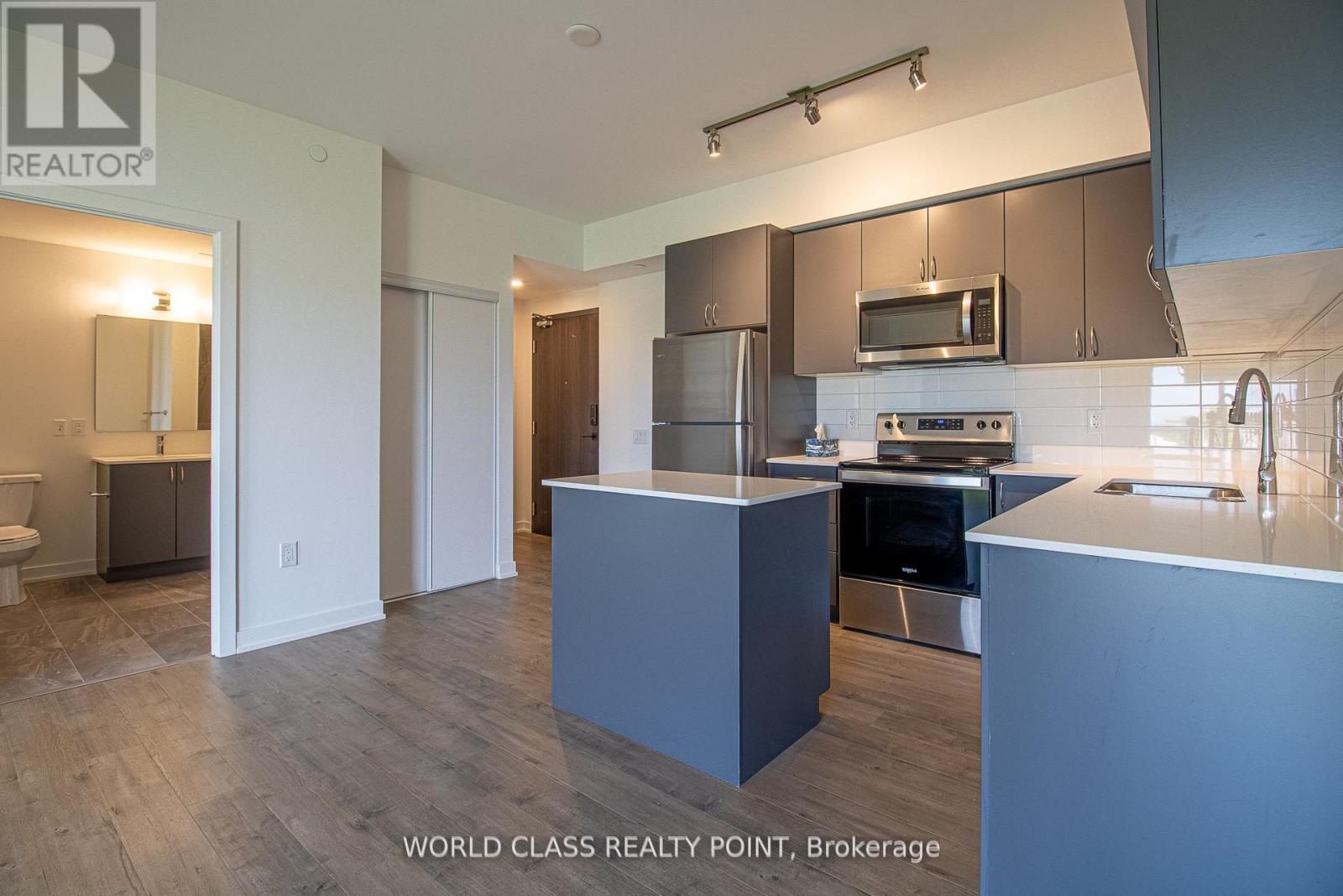 1007 - 56 Lakeside Terrace, Barrie, Ontario  L4M 0L4 - Photo 4 - S13076280
