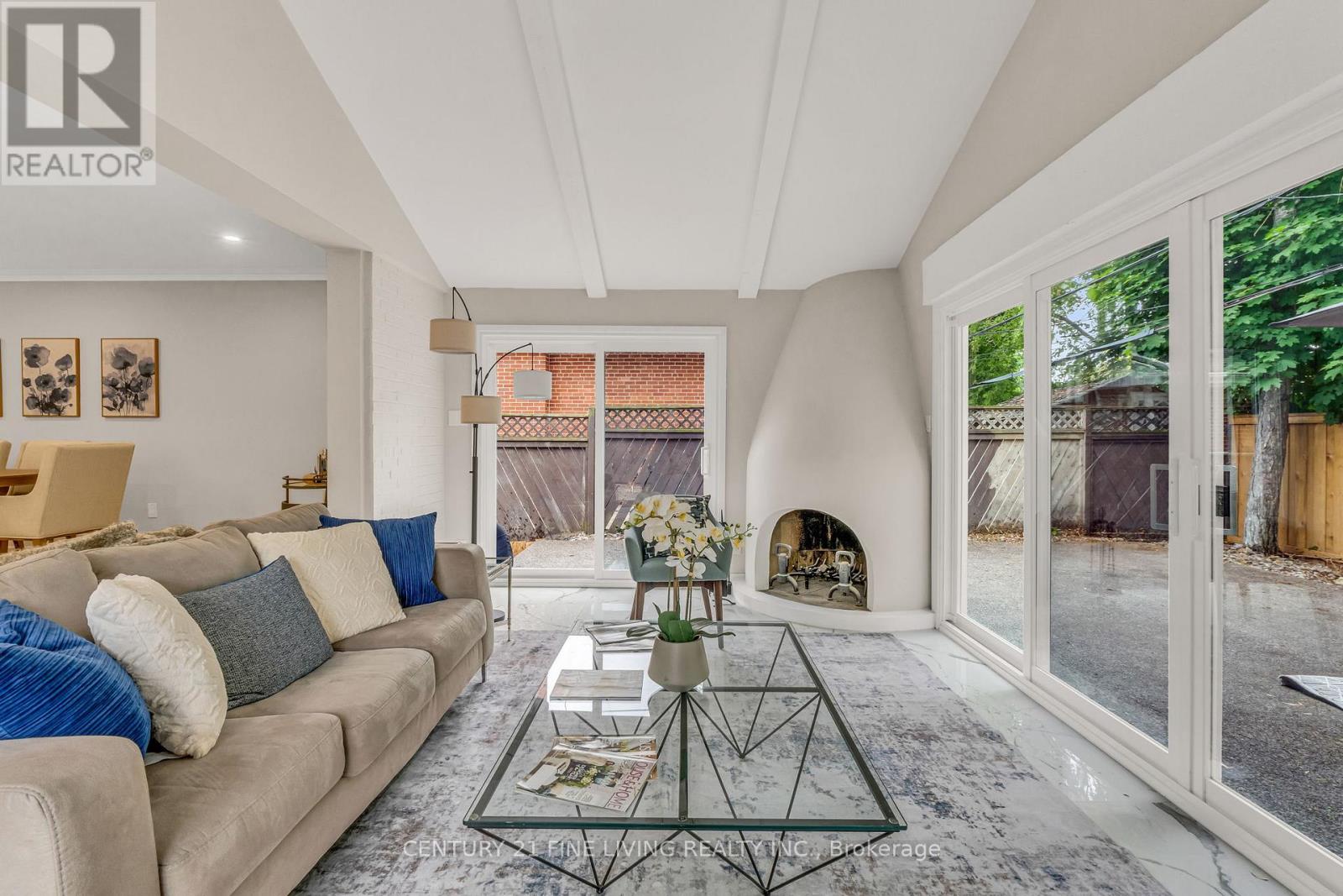 46 Rossburn Drive, Toronto, Ontario  M9C 2P8 - Photo 14 - W13076264