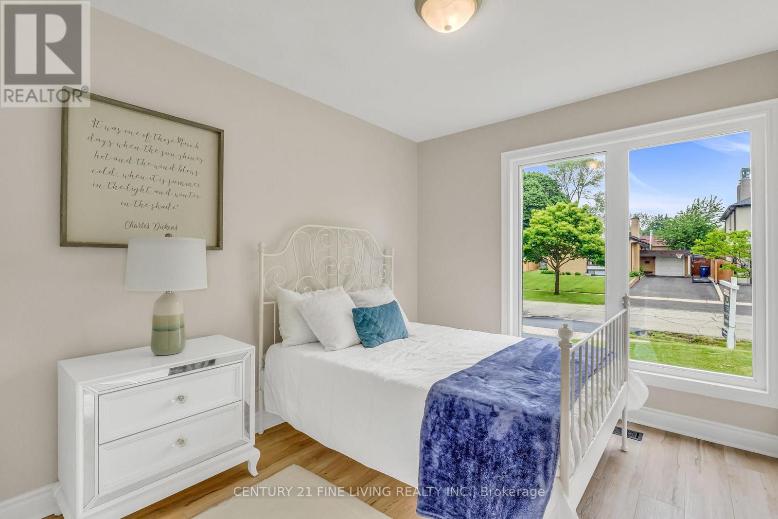 46 Rossburn Drive, Toronto, Ontario  M9C 2P8 - Photo 21 - W13076264