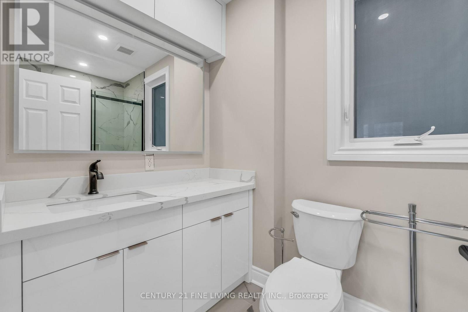 46 Rossburn Drive, Toronto, Ontario  M9C 2P8 - Photo 25 - W13076264