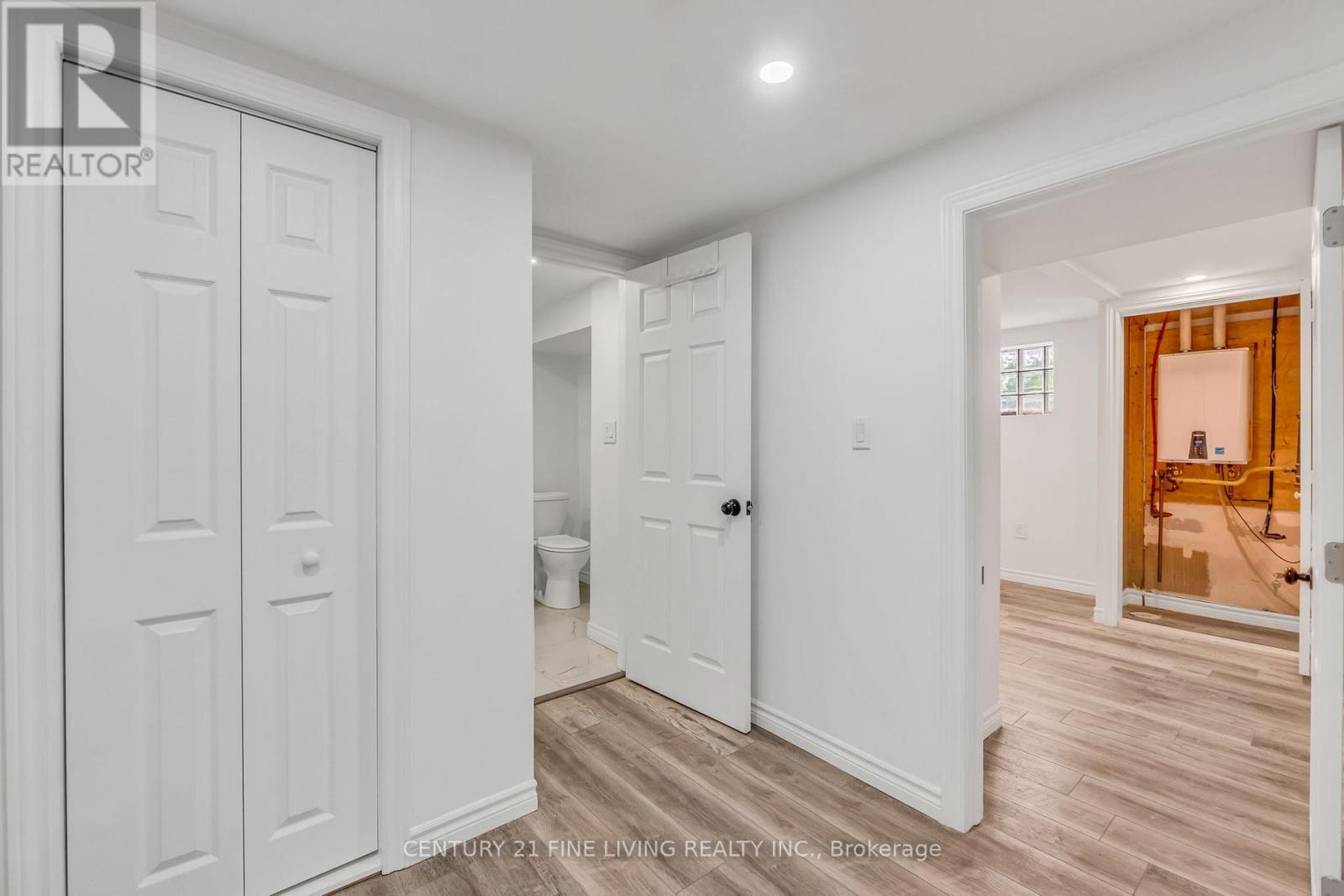 46 Rossburn Drive, Toronto, Ontario  M9C 2P8 - Photo 33 - W13076264