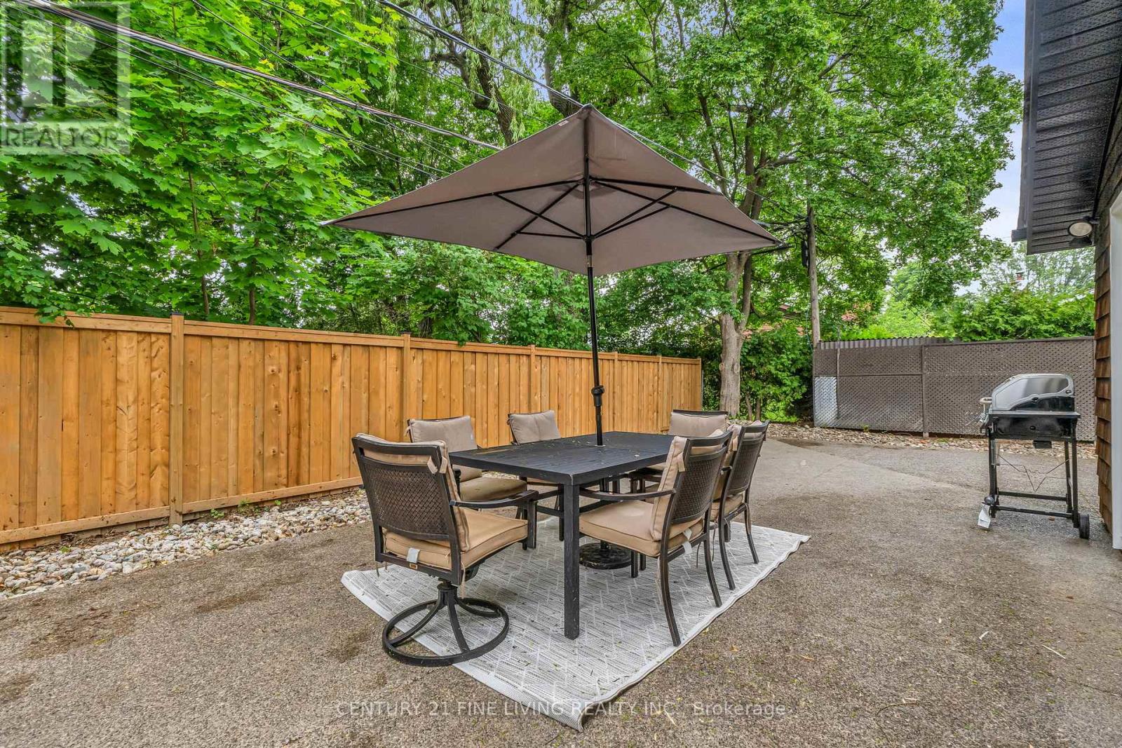 46 Rossburn Drive, Toronto, Ontario  M9C 2P8 - Photo 45 - W13076264