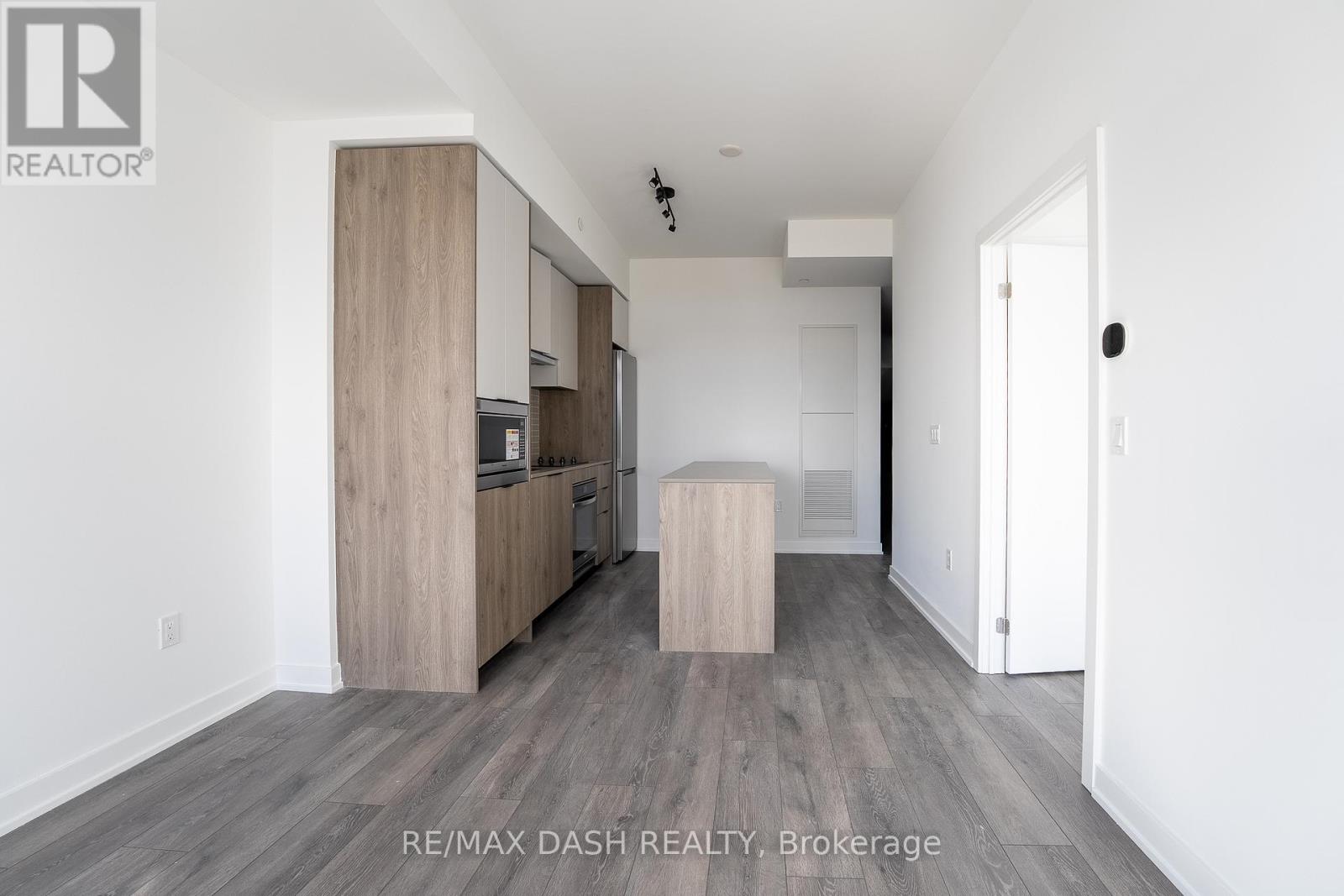 623 - 1007 The Queensway Avenue, Toronto, Ontario  M8Z 0H4 - Photo 8 - W13076276