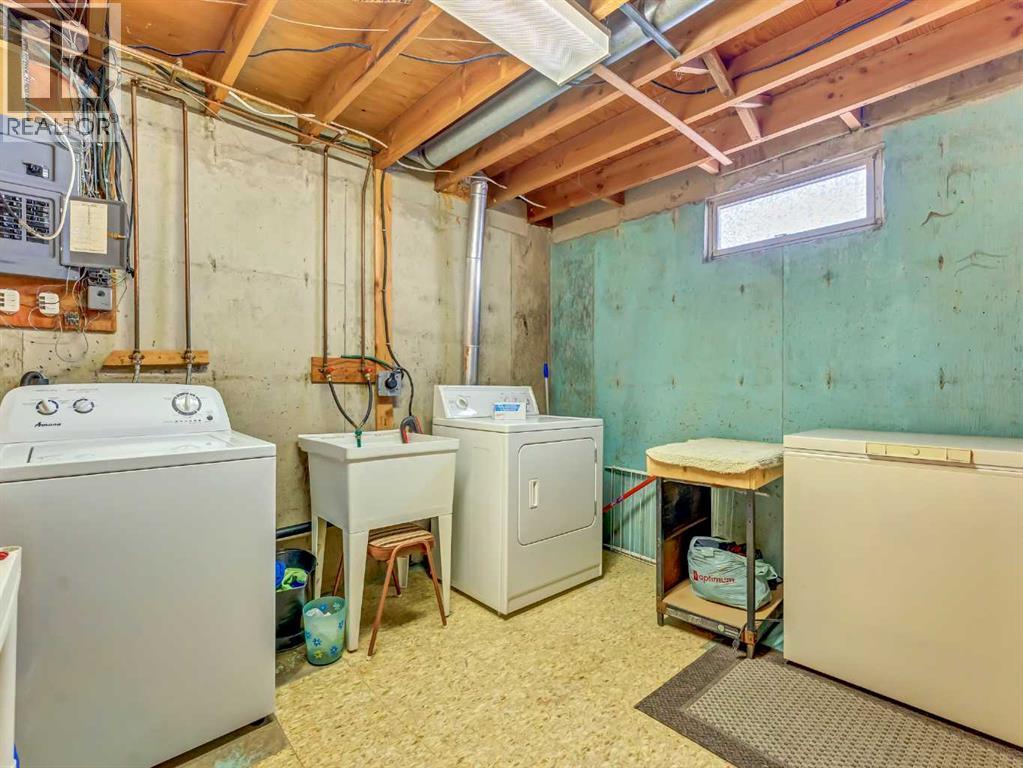 70 Morrow Court Nw, Medicine Hat, Alberta  T1A 7B7 - Photo 36 - A2304235