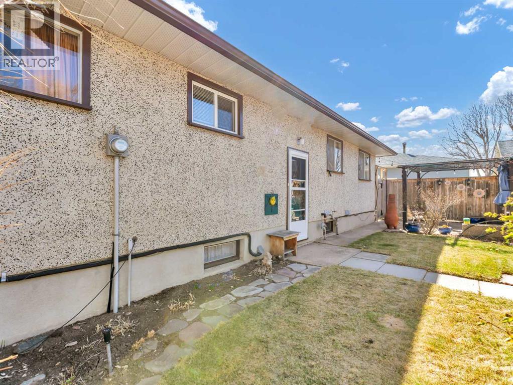 70 Morrow Court Nw, Medicine Hat, Alberta  T1A 7B7 - Photo 46 - A2304235