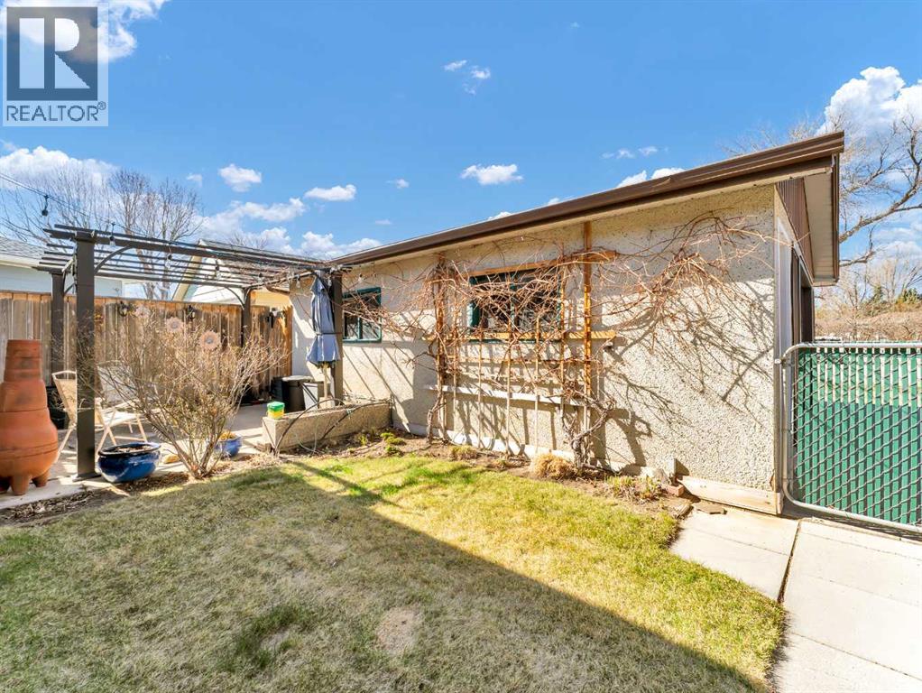 70 Morrow Court Nw, Medicine Hat, Alberta  T1A 7B7 - Photo 40 - A2304235