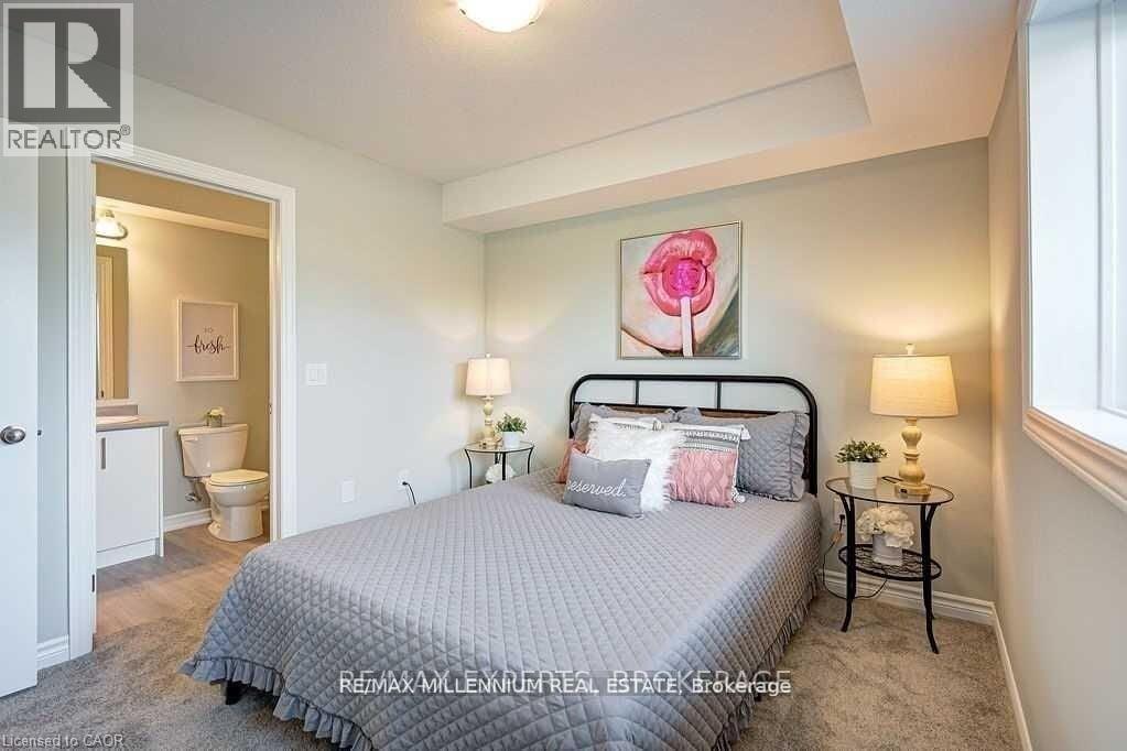 281 Chapel Hill Drive, Kitchener, Ontario  N2R 0S4 - Photo 2 - 40826055