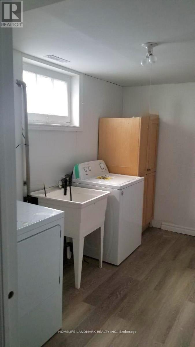 35 Wynn Road, Toronto, Ontario  M2R 1S8 - Photo 11 - C13076282