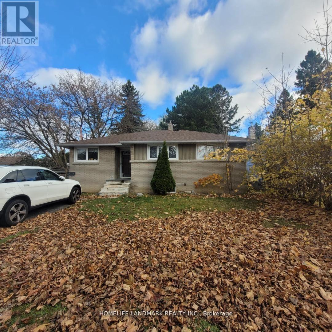 35 Wynn Road, Toronto, Ontario  M2R 1S8 - Photo 2 - C13076282