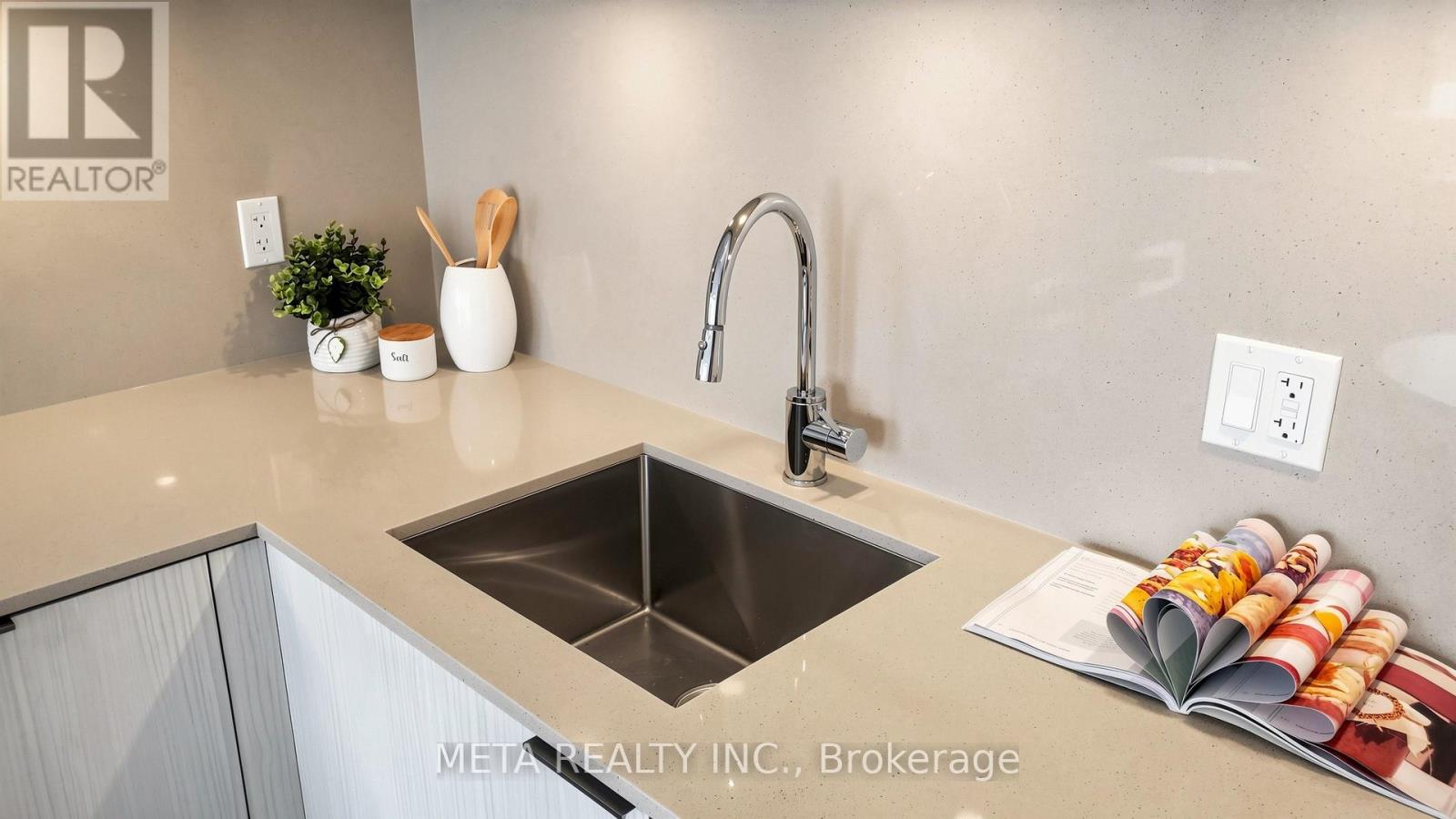 916 - 25 Richmond Street E, Toronto, Ontario  M5C 0A6 - Photo 12 - C13069650