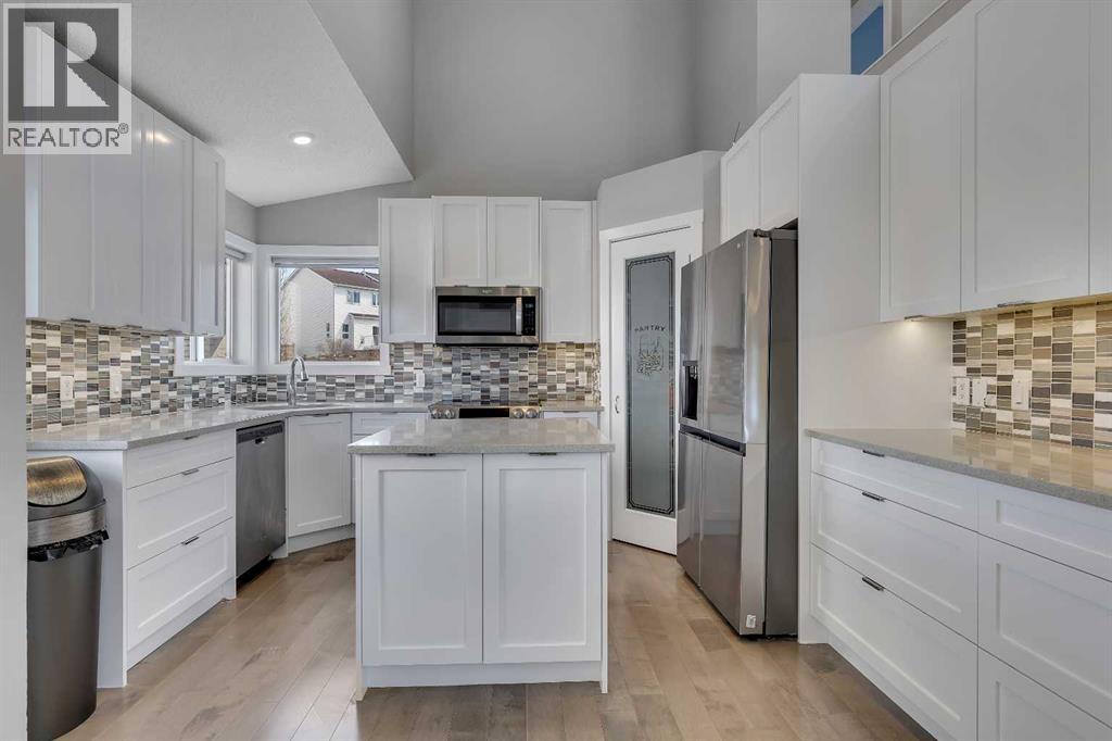 32 Citadel Ridge Place Nw, Calgary, Alberta  T3G 4P8 - Photo 10 - A2296204