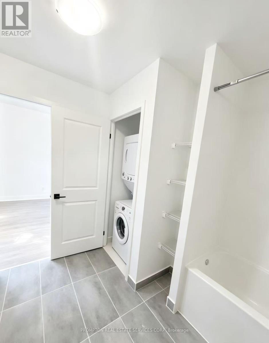 ##1204 - 2481 Taunton Road, Oakville (Ro River Oaks), Ontario  L6H 3R7 - Photo 11 - W13076284