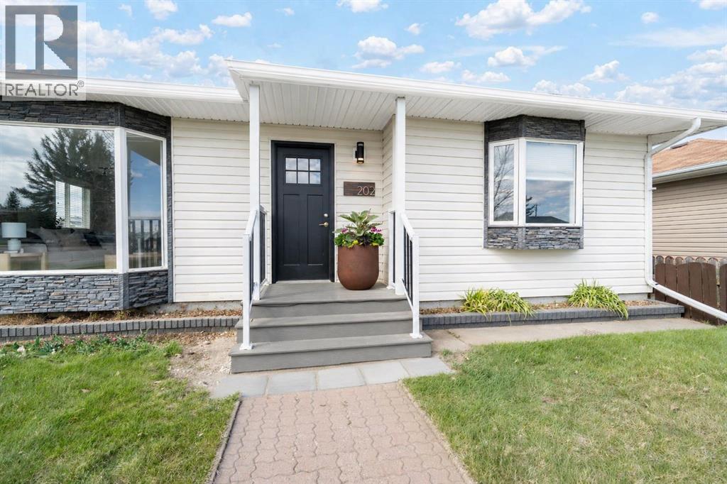 202 8 Avenue E, Bow Island, Alberta  T0K 0G0 - Photo 5 - A2306918