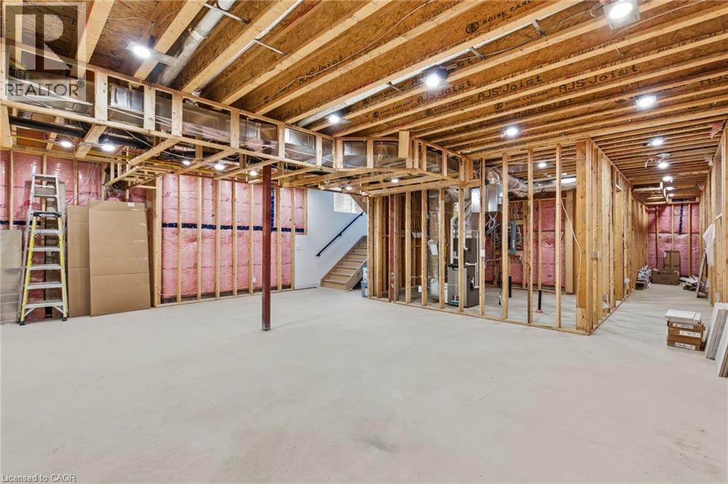 135 Secord Lane, Burlington, Ontario  L7L 2H6 - Photo 40 - 40789525