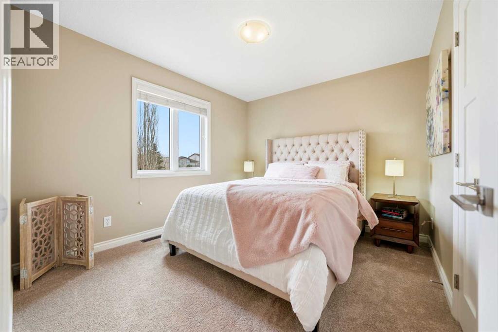 244 Cove Road, Chestermere, Alberta  T1X 1E3 - Photo 21 - A2300945