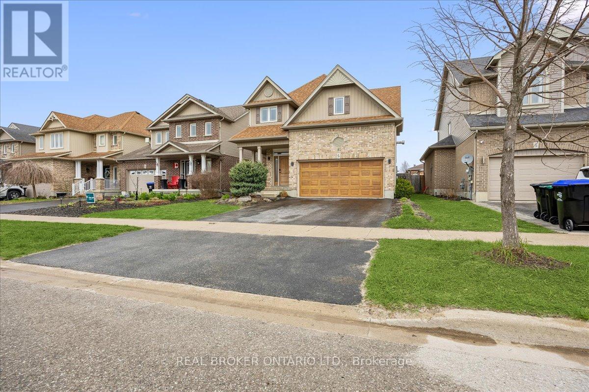 58 STEVENSON STREET, Essa, Ontario