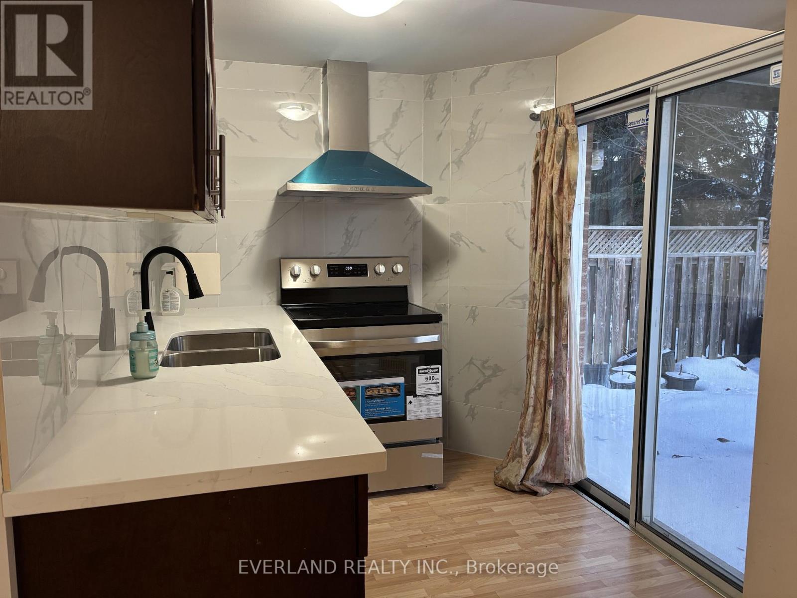 Lower - 49 Falling River Drive, Richmond Hill, Ontario  L4S 2R1 - Photo 8 - N13076304