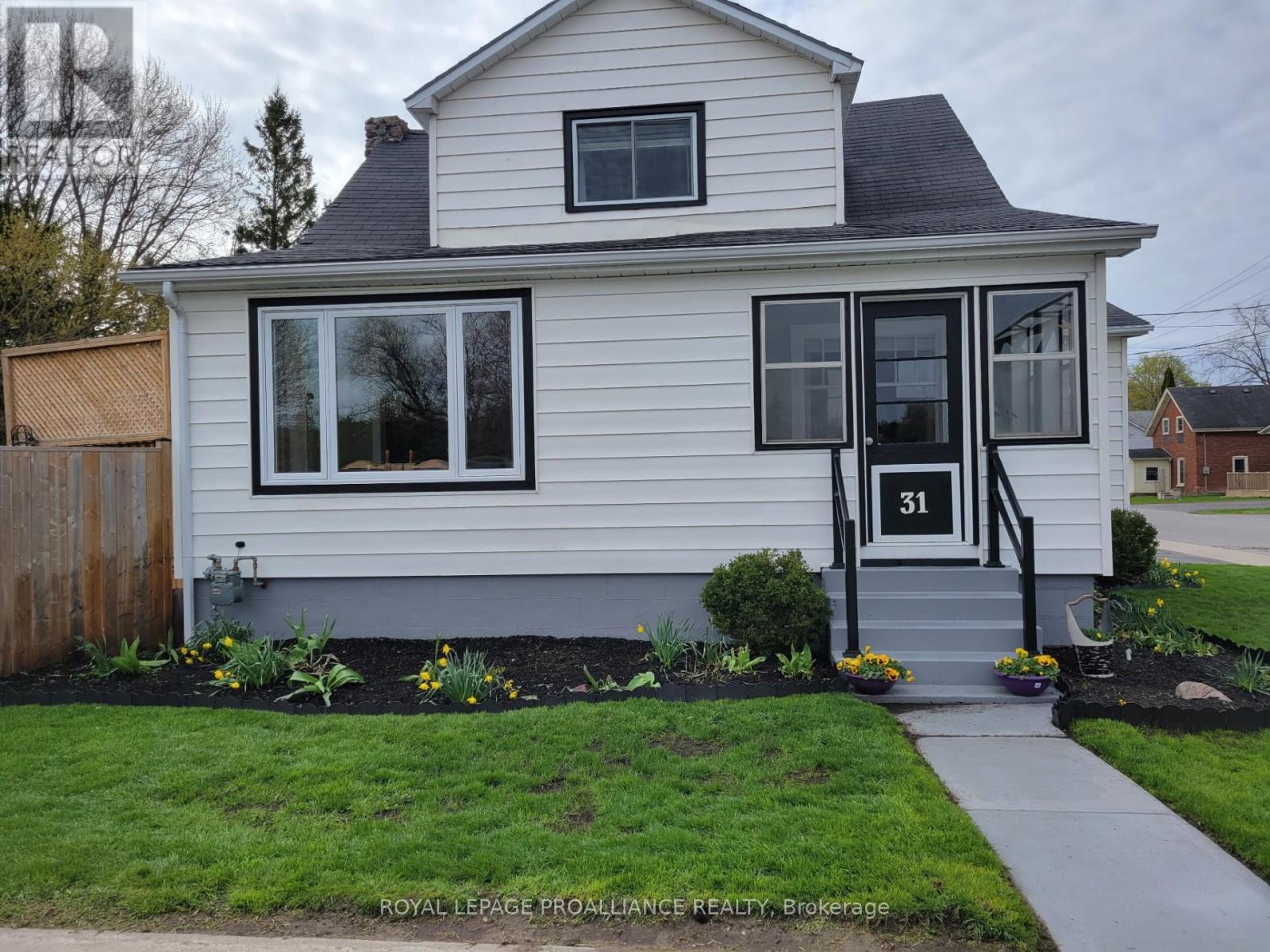 31 ELIZABETH STREET, Brighton, Ontario
