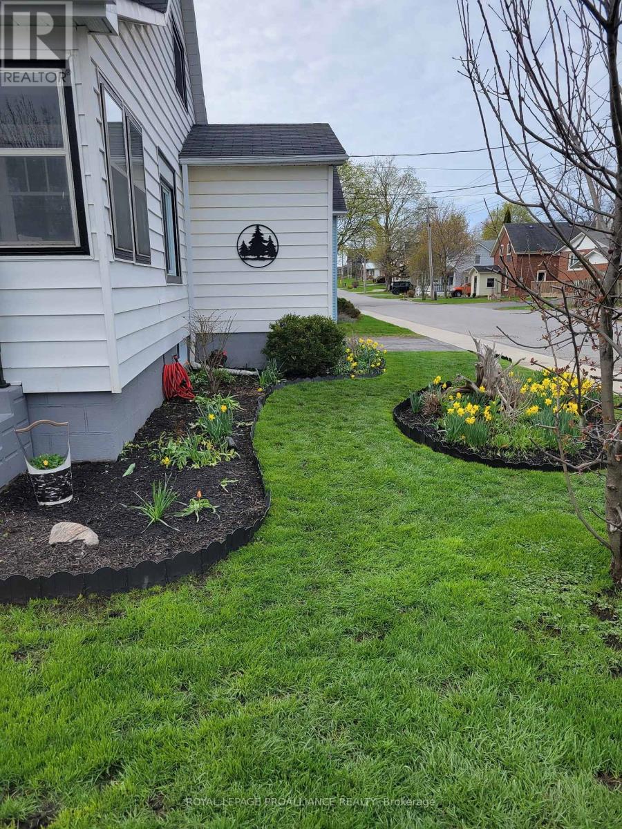 31 Elizabeth Street, Brighton, Ontario  K0K 1H0 - Photo 8 - X12984946