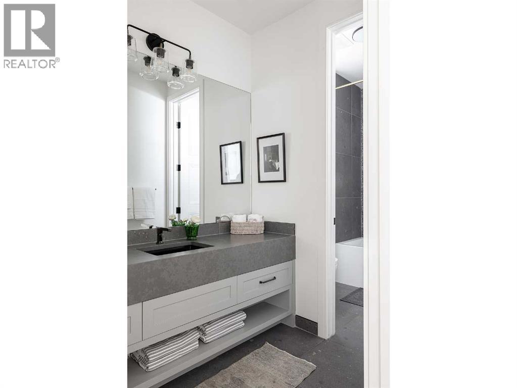 2028 41 Avenue SW, Calgary, Alberta  T2T 2M1 - Photo 35 - A2298014