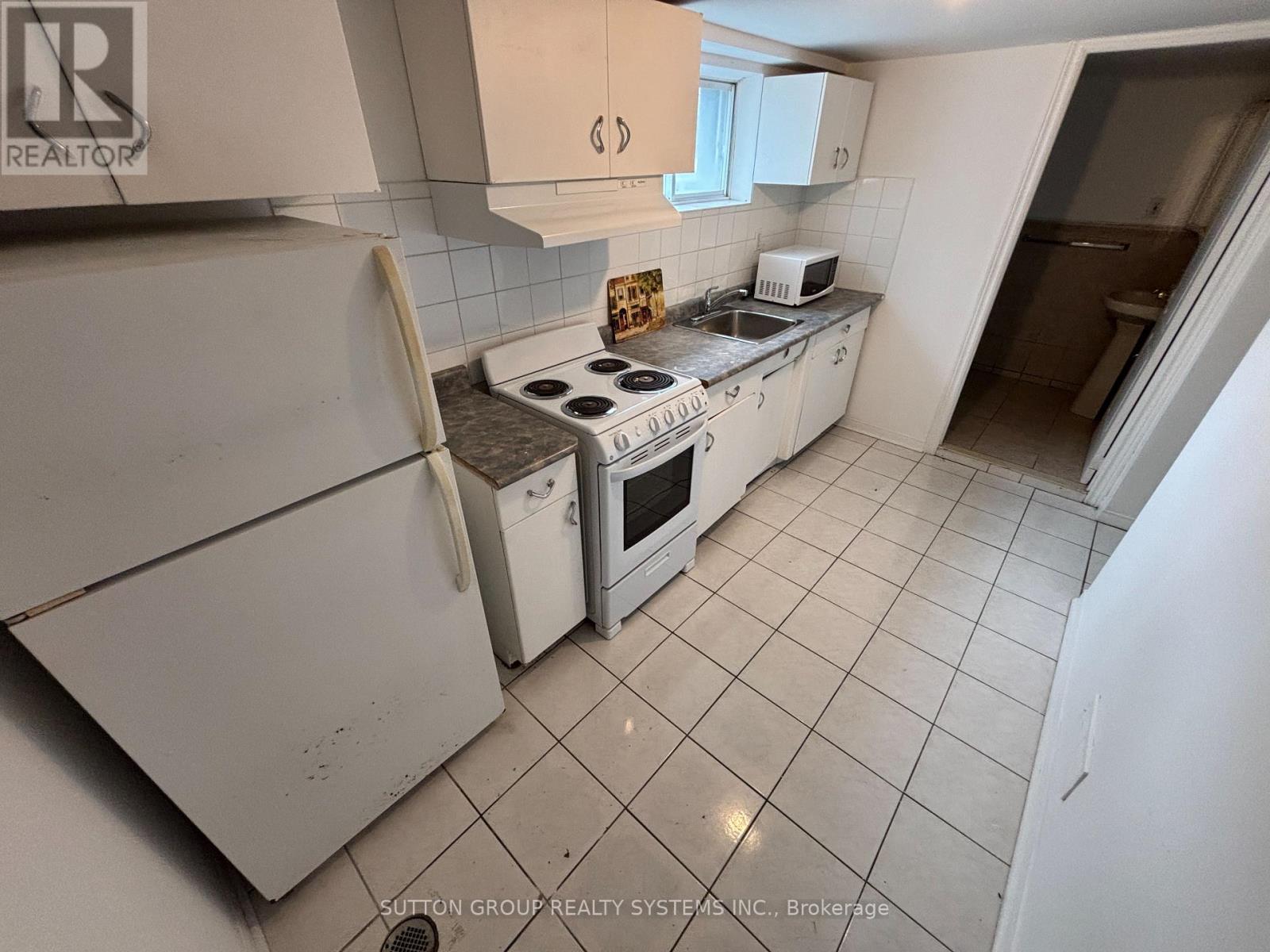 B1 - 83 Dawes (Basement) Road, Toronto, Ontario  M4C 5B2 - Photo 3 - E12904888
