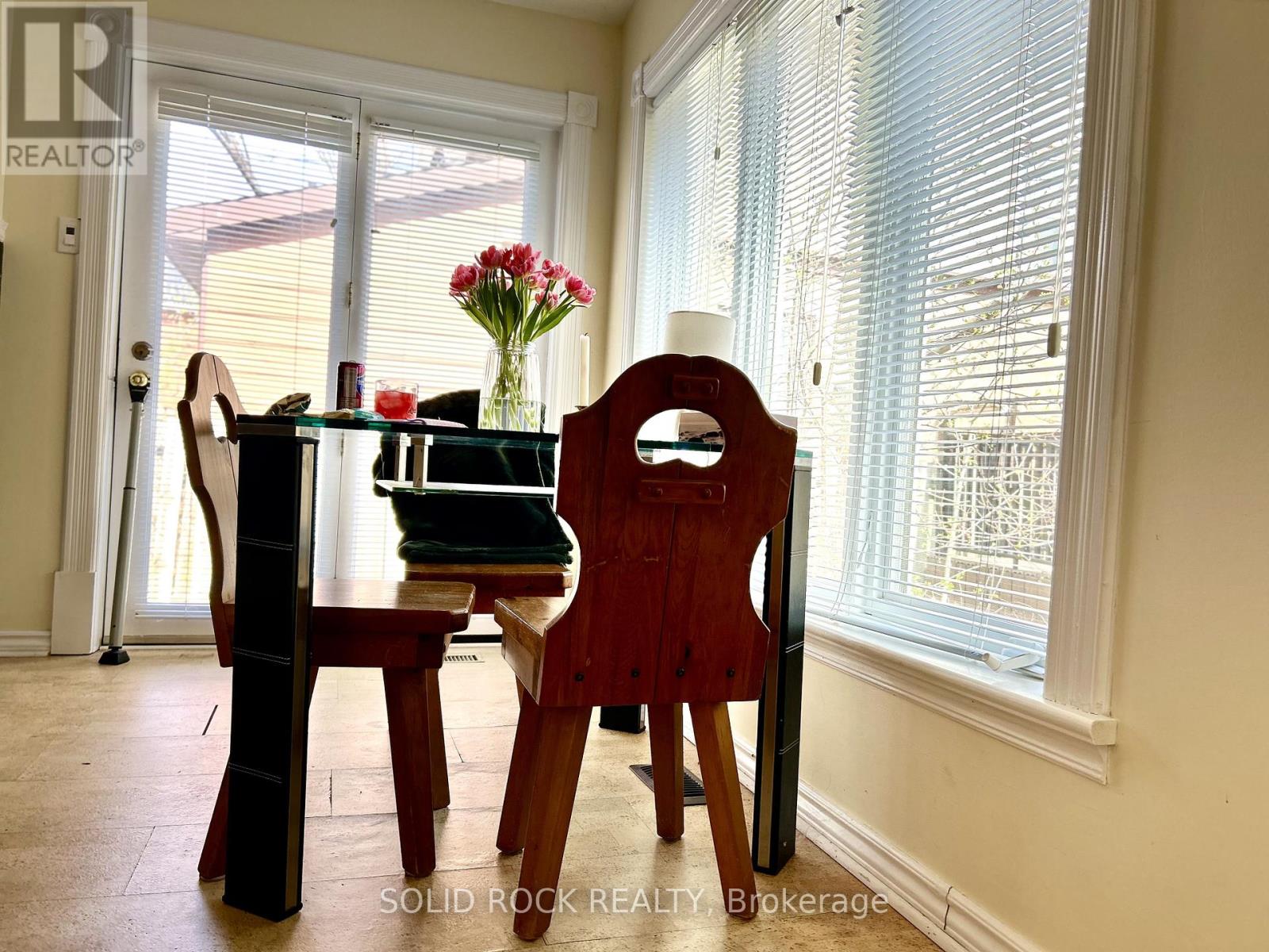 201 Augusta Street, Ottawa, Ontario  K1N 8C2 - Photo 11 - X13076354