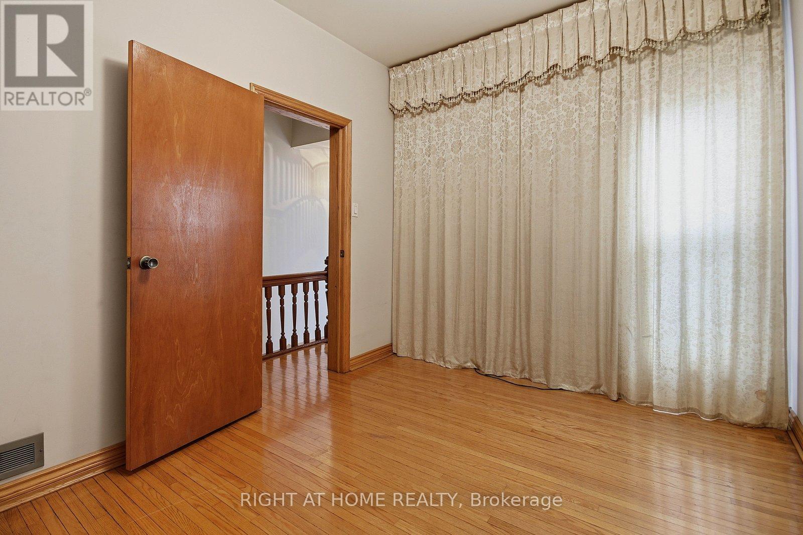 273 Palmerston Avenue, Toronto, Ontario  M6J 2J3 - Photo 14 - C13076310