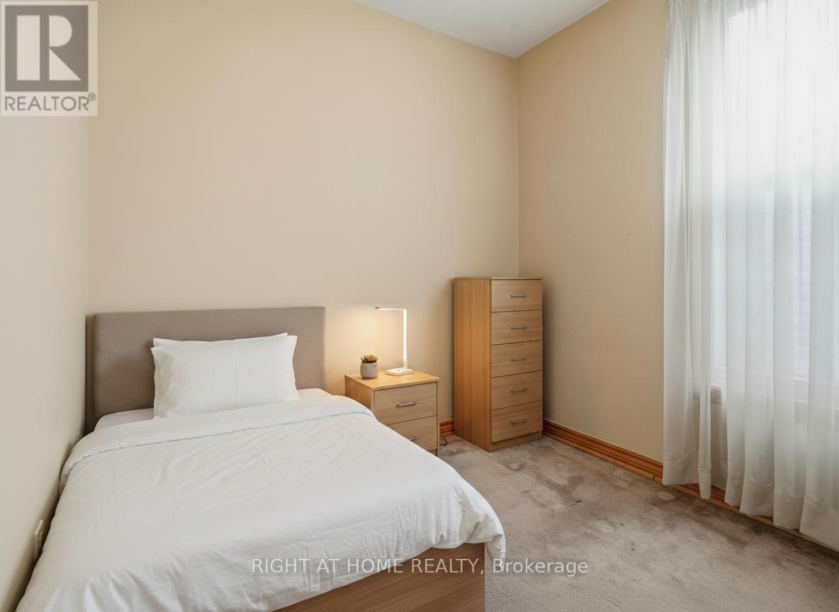 273 Palmerston Avenue, Toronto, Ontario  M6J 2J3 - Photo 15 - C13076310