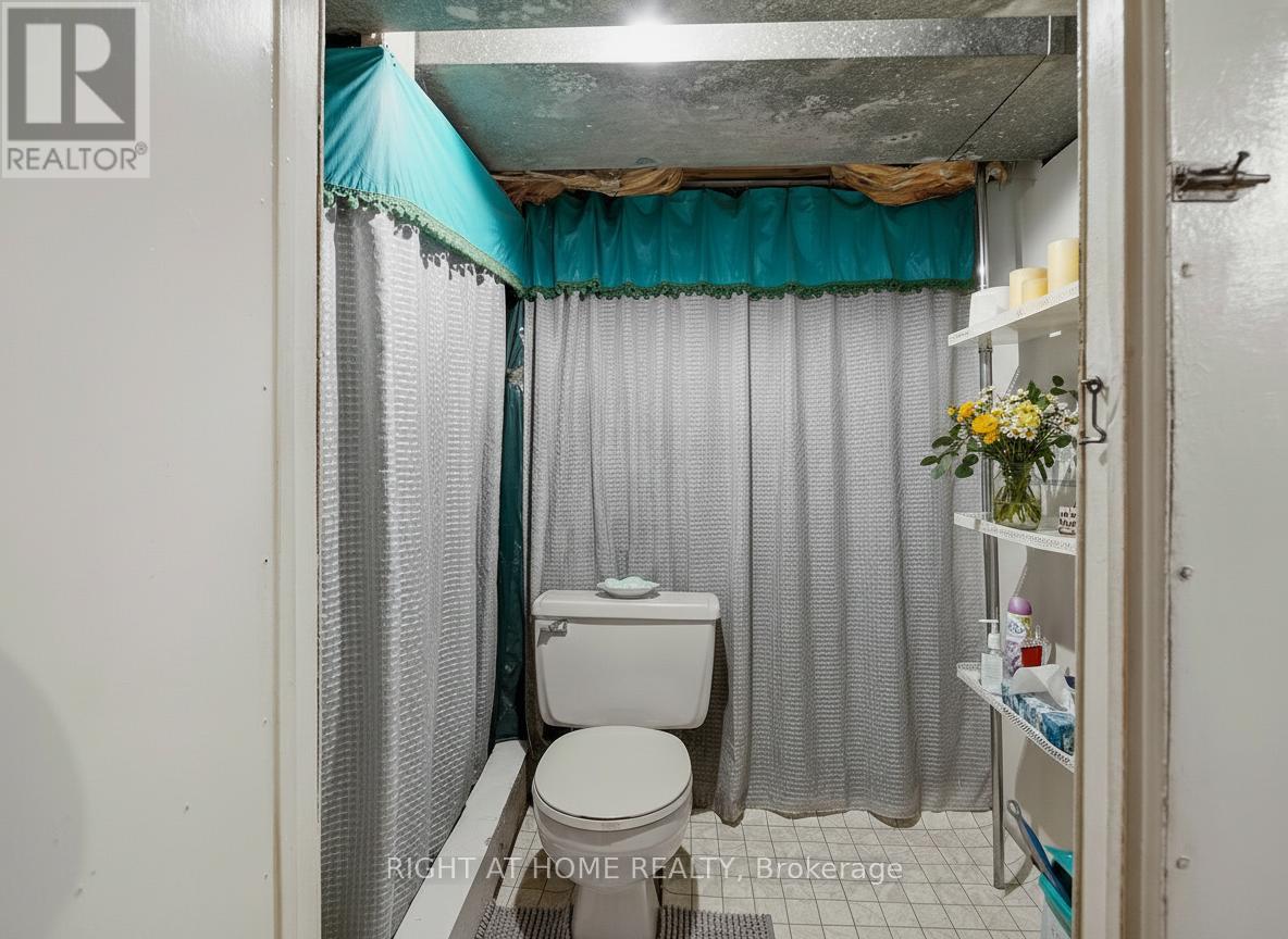 273 Palmerston Avenue, Toronto, Ontario  M6J 2J3 - Photo 25 - C13076310