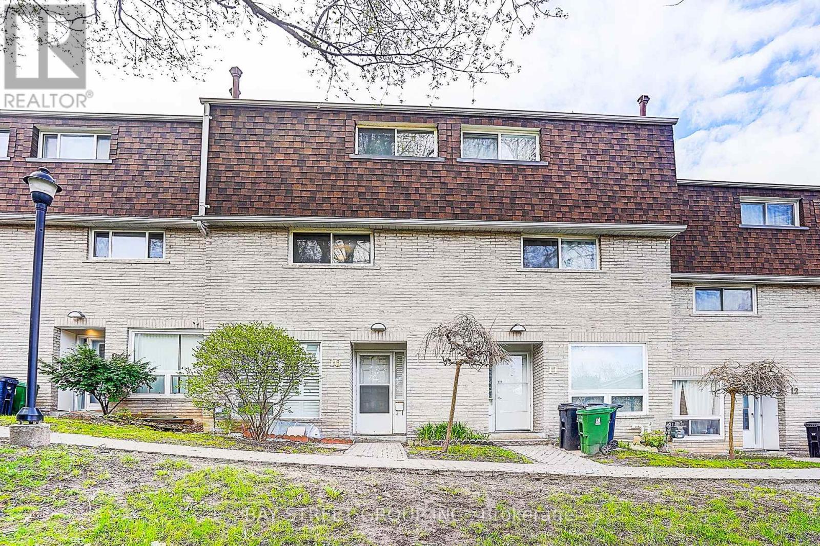 10 - 91 Rameau Drive, Toronto, Ontario  M2H 1T6 - Photo 2 - C13076352
